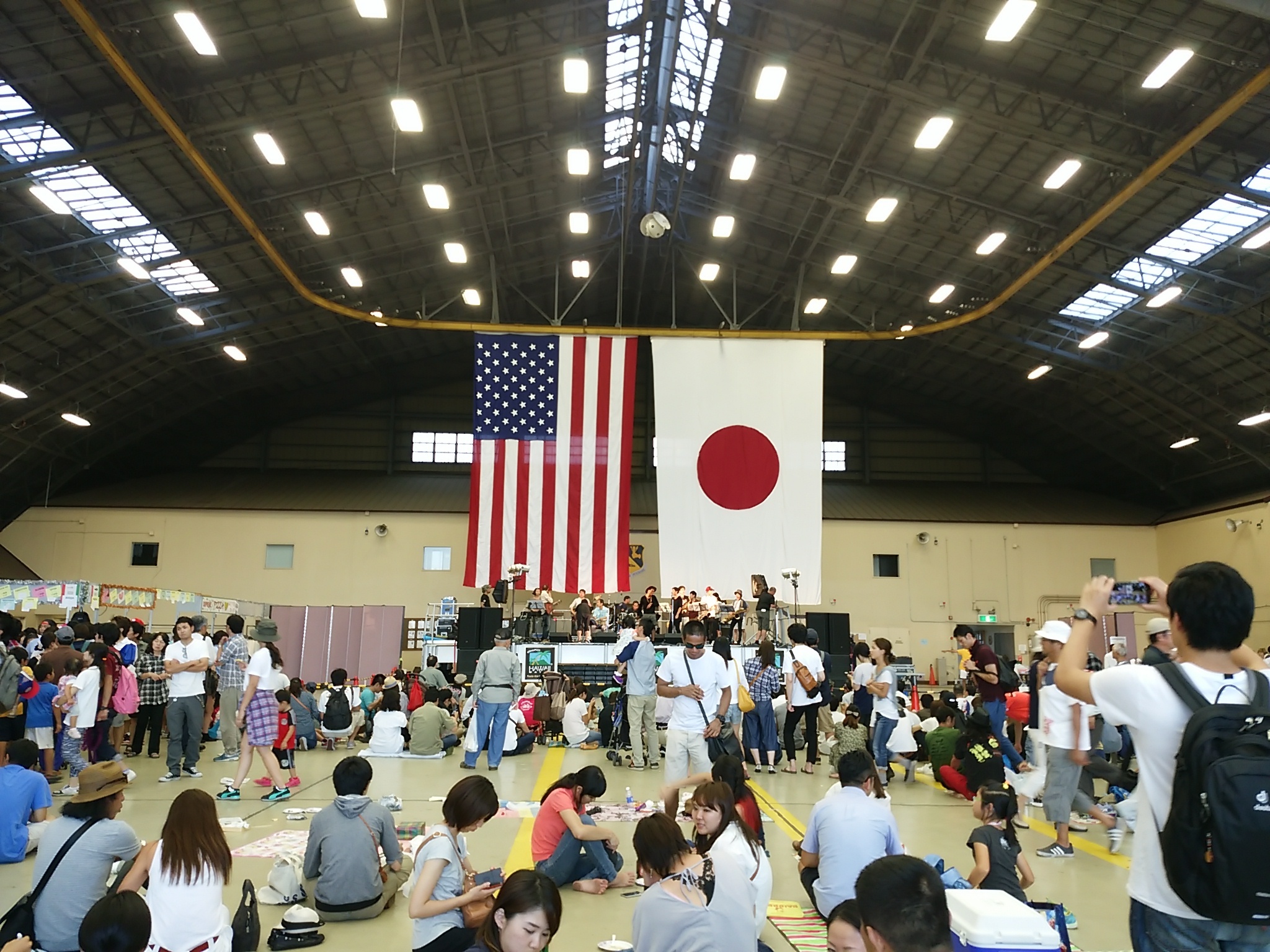 横田基地